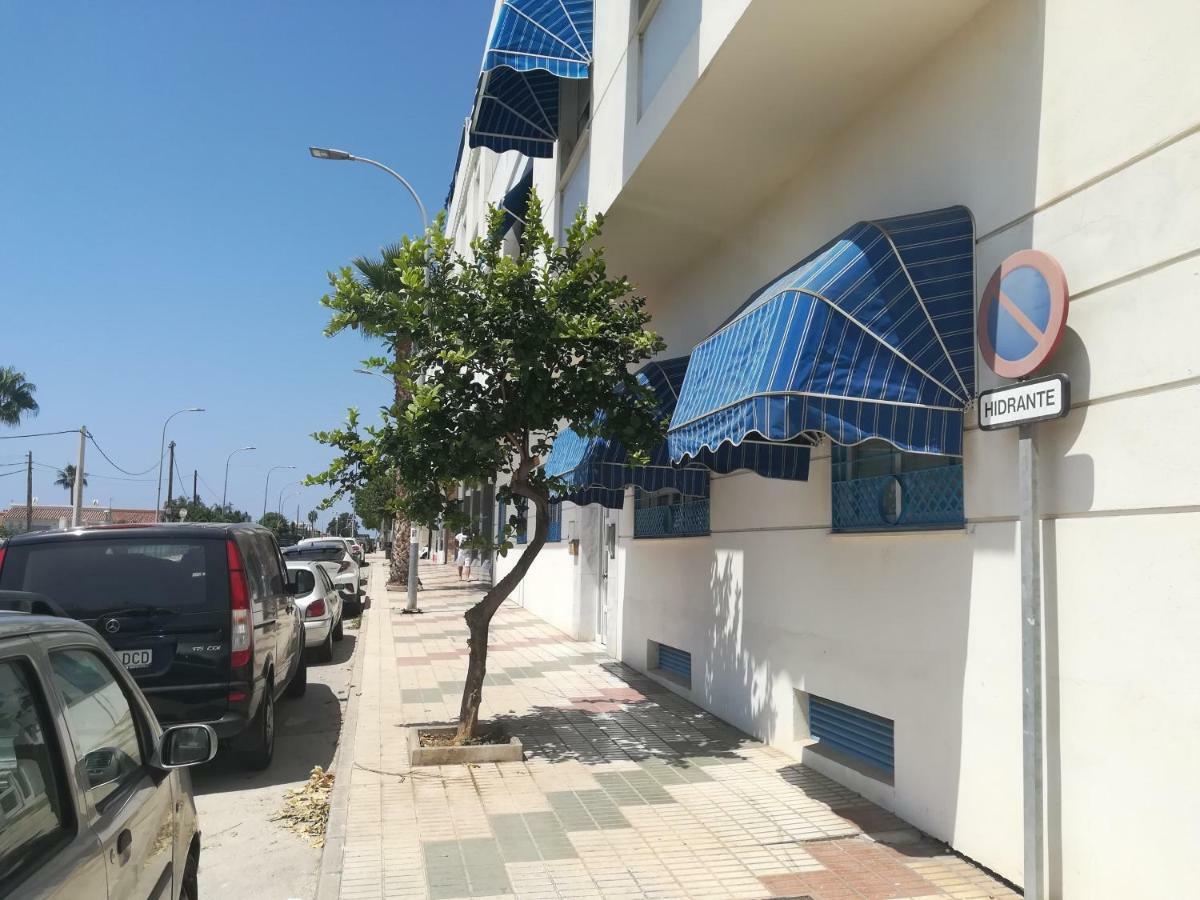 Apartamento 60 M2 En La Playa Torre de Benagalbon Eksteriør billede